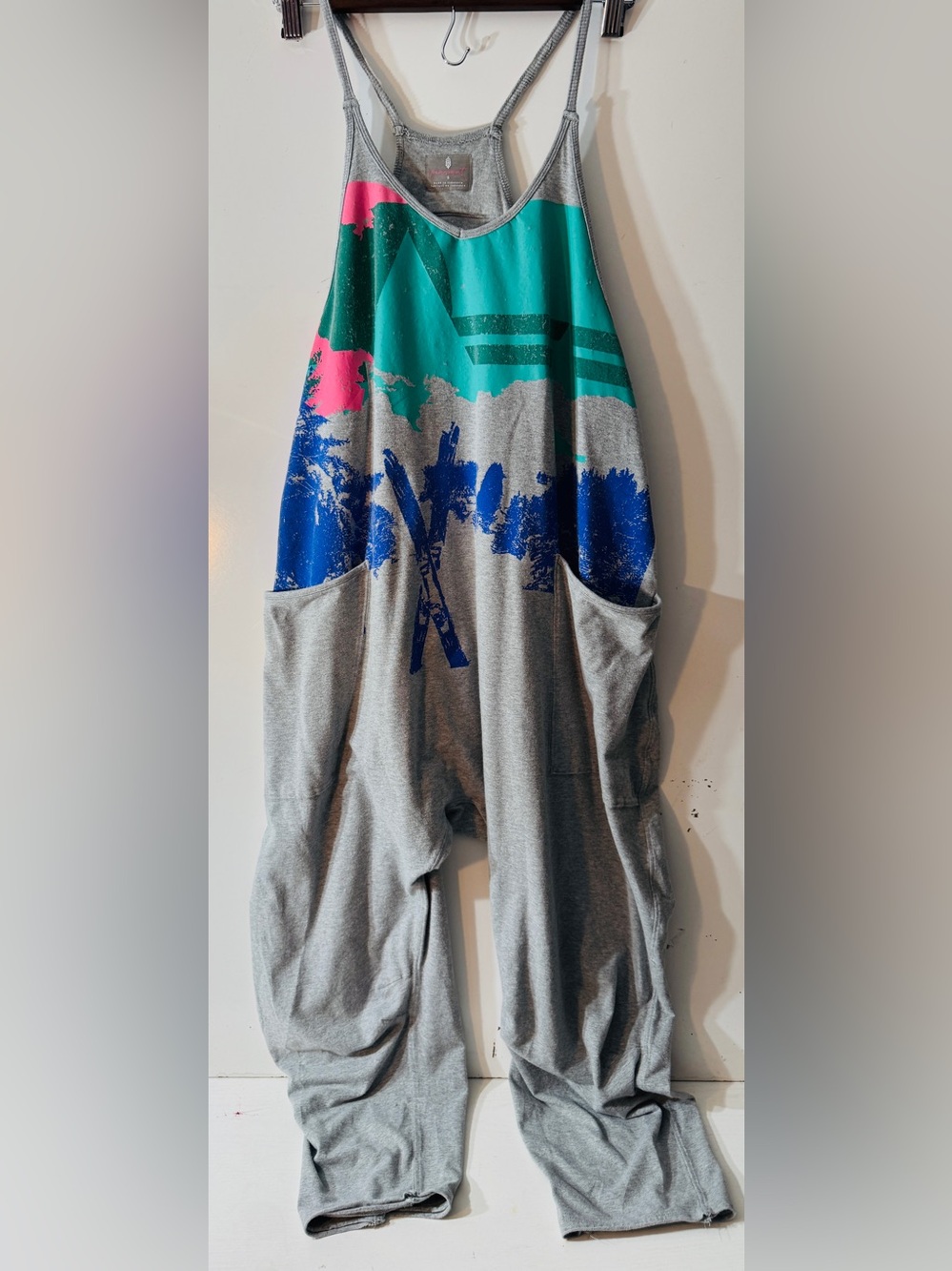 FREE PEOPLE MOVEMENT JUMPER! THIS STYLE IS RARE AND A HARD FIND! ENJOY!